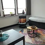 Dn Engel Le Petite *